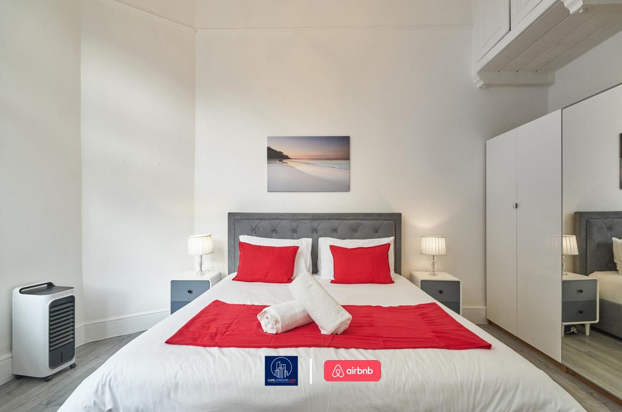 Last-Minute Specials L Sleeps Up To 4 Guests L One-Bedroom Apartment With King Bed And High Ceilings Near Camden By Live London Short Lets & Serviced Accommodation Esterno foto