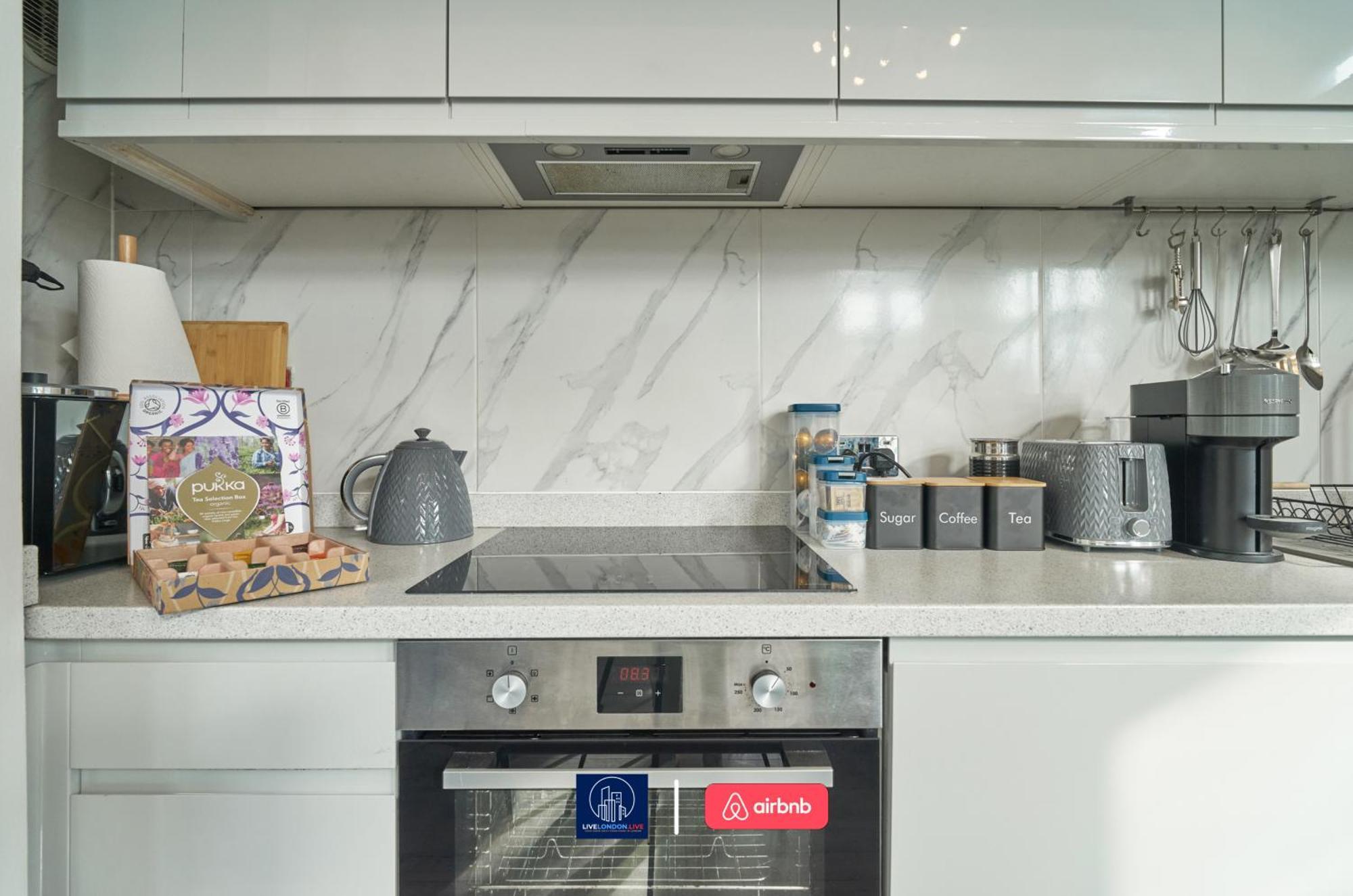 Last-Minute Specials L Sleeps Up To 4 Guests L One-Bedroom Apartment With King Bed And High Ceilings Near Camden By Live London Short Lets & Serviced Accommodation Esterno foto